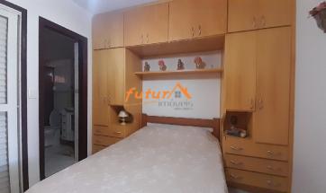 CASA EM CONDOMÍNIO 