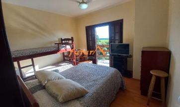 CASA EM CONDOMÍNIO FECHADO