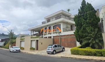 CASA DE ALTO PADRÃO
