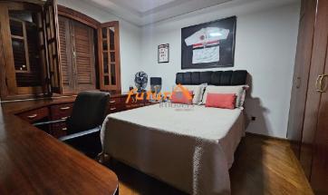 CASA DE ALTO PADRÃO