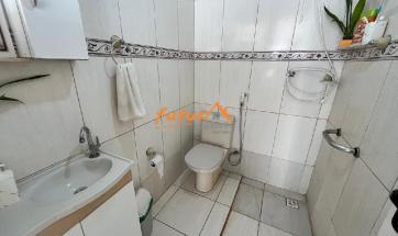 CASA EM BAIRRO