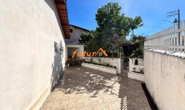 CASA EM BAIRRO