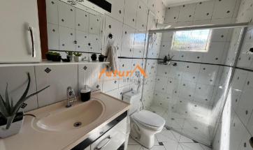 CASA EM BAIRRO