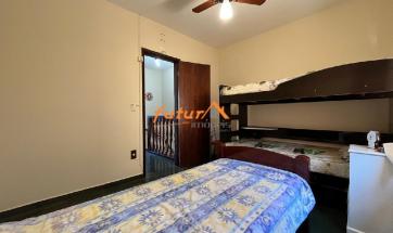 CASA EM CONDOMÍNIO