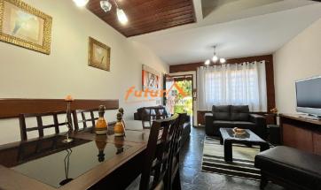 CASA EM CONDOMÍNIO