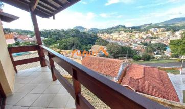 CASA EM BAIRRO