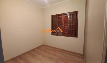 CASA EM BAIRRO