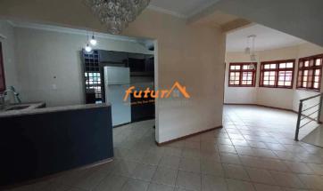 CASA EM BAIRRO