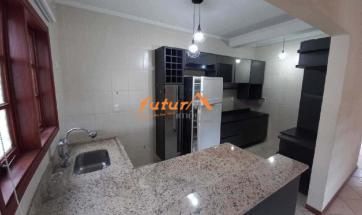 CASA EM BAIRRO