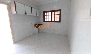 CASA EM BAIRRO