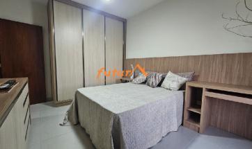 FLAT EM COND. FECHADO