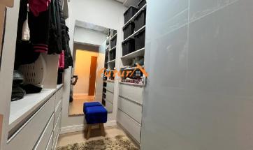 CASA EM BAIRRO