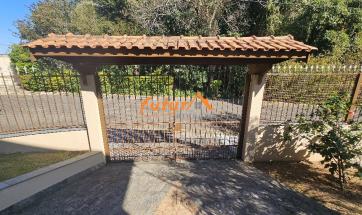 CASA EM BAIRRO PRÓX. CENTRO