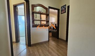 CASA EM BAIRRO PRÓX. CENTRO
