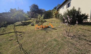 CASA EM BAIRRO PRÓX. CENTRO