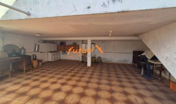 CASA RESIDENCIAL/COMERCIAL CENTRO