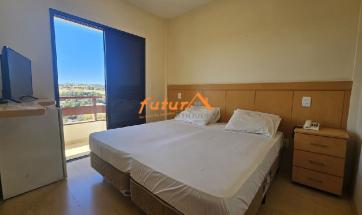 FLAT EM COND. FECHADO