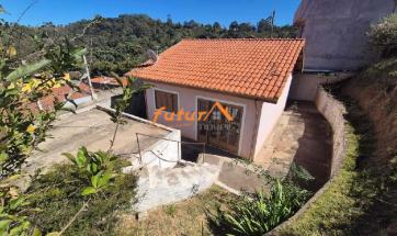 CASA EM BAIRRO