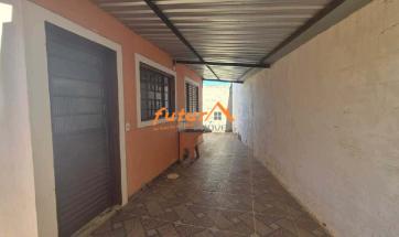 CASA EM BAIRRO