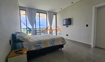 CASA EM COND. FECHADO