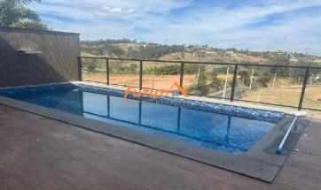 CASA EM COND. FECHADO