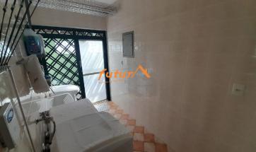 CASA B. POSSES