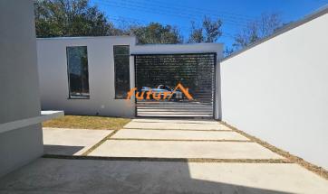 CASA NOVA EM BAIRRO