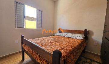 CASA EM BAIRRO