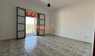 CASA EM BAIRRO