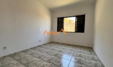 CASA EM BAIRRO