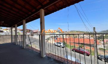 CASA EM BAIRRO