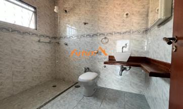 CASA EM BAIRRO