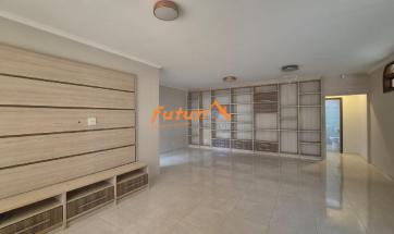 CASA EM BAIRRO NOBRE