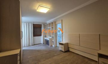 CASA EM BAIRRO NOBRE