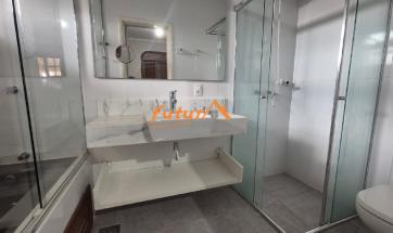 CASA EM BAIRRO NOBRE