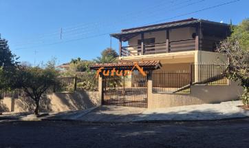 CASA EM BAIRRO PRÓX. CENTRO