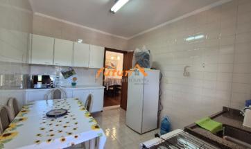 APTO. PRÓX. CENTRO