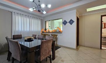 EXCELENTE CASA EM BAIRRO