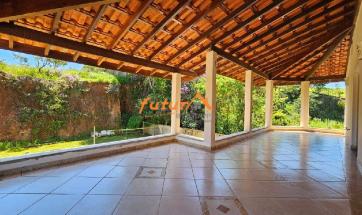 EXCELENTE CASA EM BAIRRO