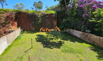 EXCELENTE CASA EM BAIRRO