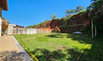 EXCELENTE CASA EM BAIRRO