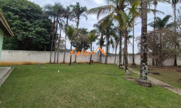 EXCELENTE CHÁCARA EM BAIRRO