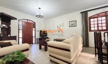 CASA EM BAIRRO