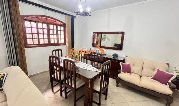 CASA EM BAIRRO
