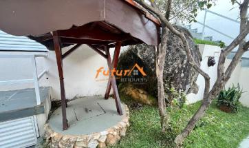 CASA EM BAIRRO
