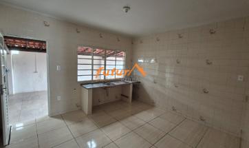 CASA EM BAIRRO