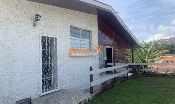 CHÁCARA EM BAIRRO