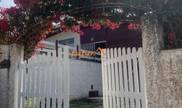 CHÁCARA EM BAIRRO