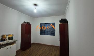 CASA EM BAIRRO PROX. CENTRO
