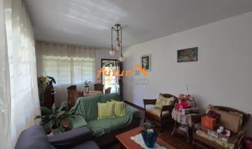 CHÁCARA EM BAIRRO